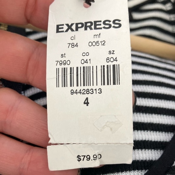 Express White Black Striped Cap Sleeve Bodycon Sheath Dress Size 4 NWT - Picture 7 of 7